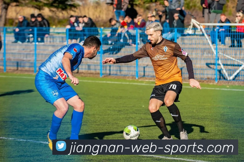 弗拉霍维奇或将入选对阵比萨大名单对续约持开放态度